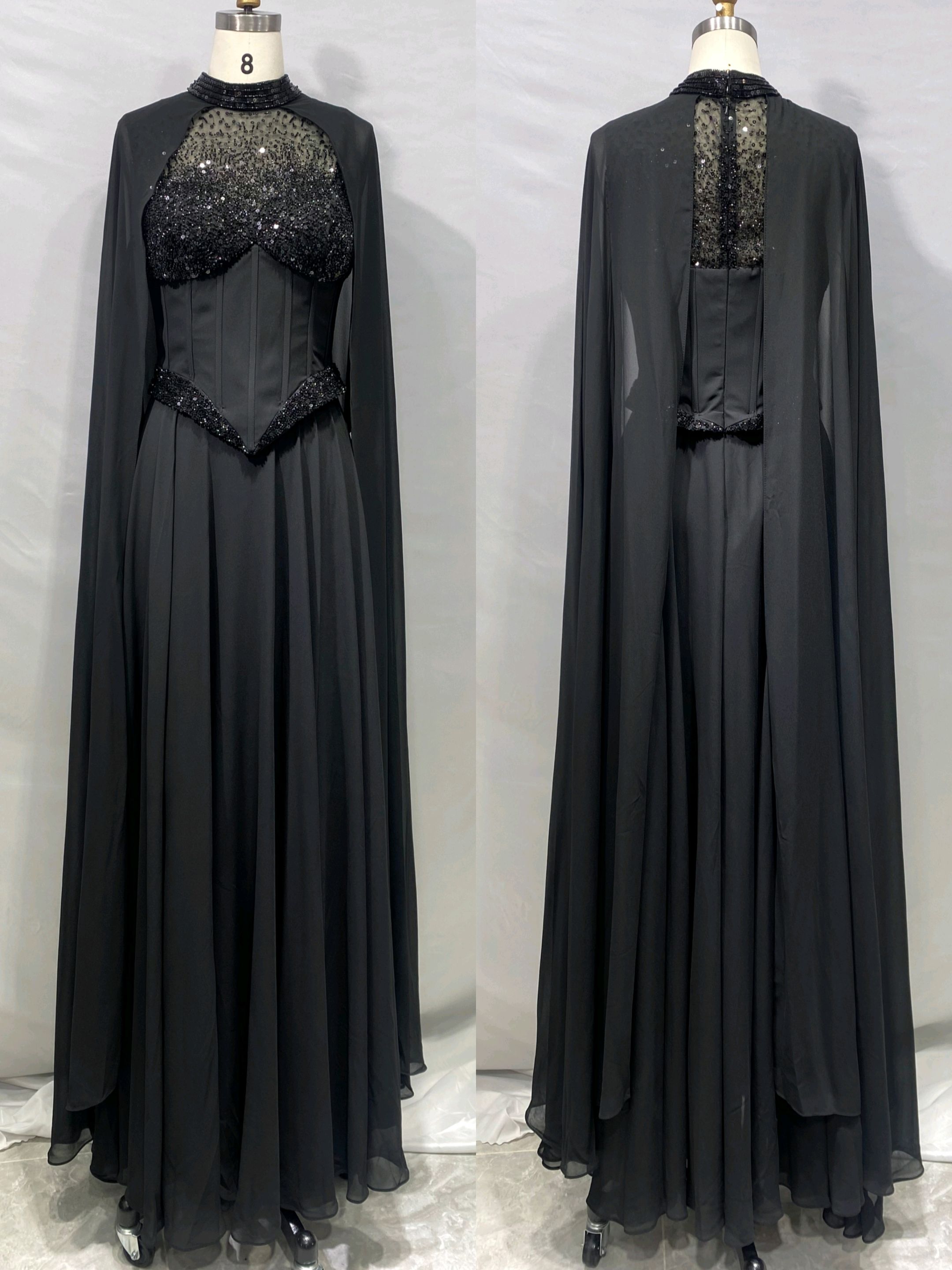 Maxikleid mit Halbrollkragen