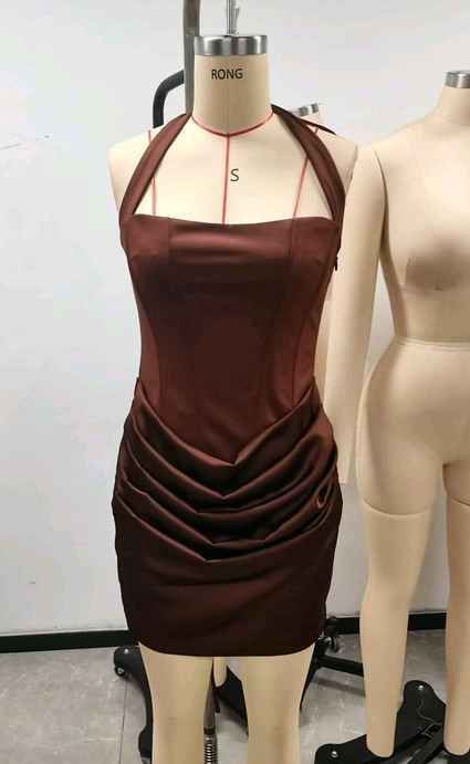 Figurbetontes Mini‑Kleid mit Raffungen