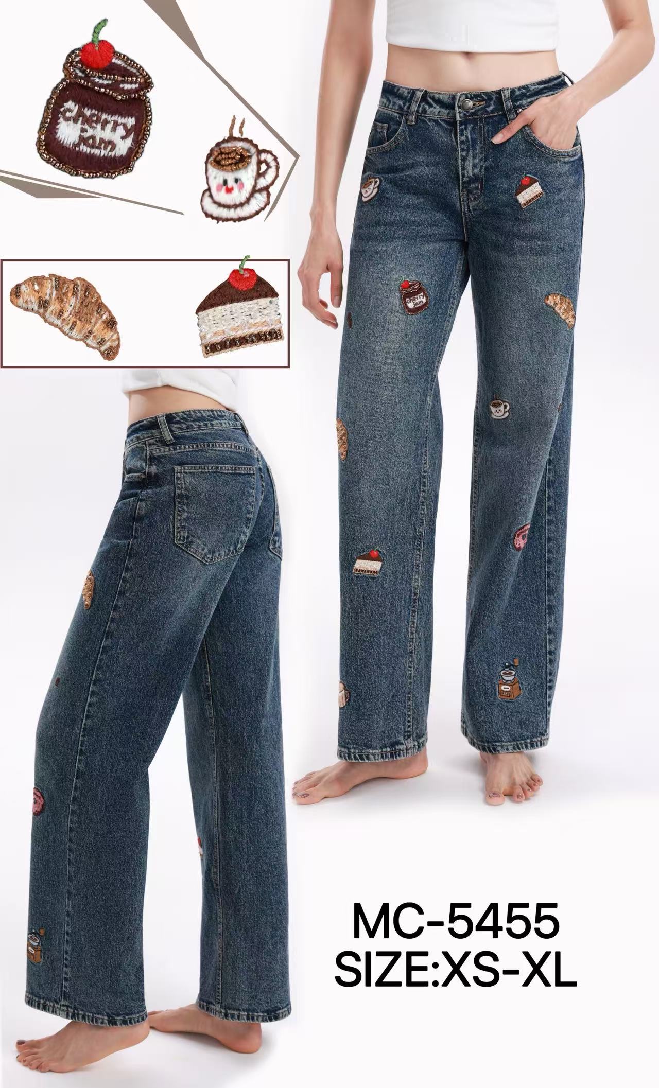 Gerade Jeans mit Stickereidetails