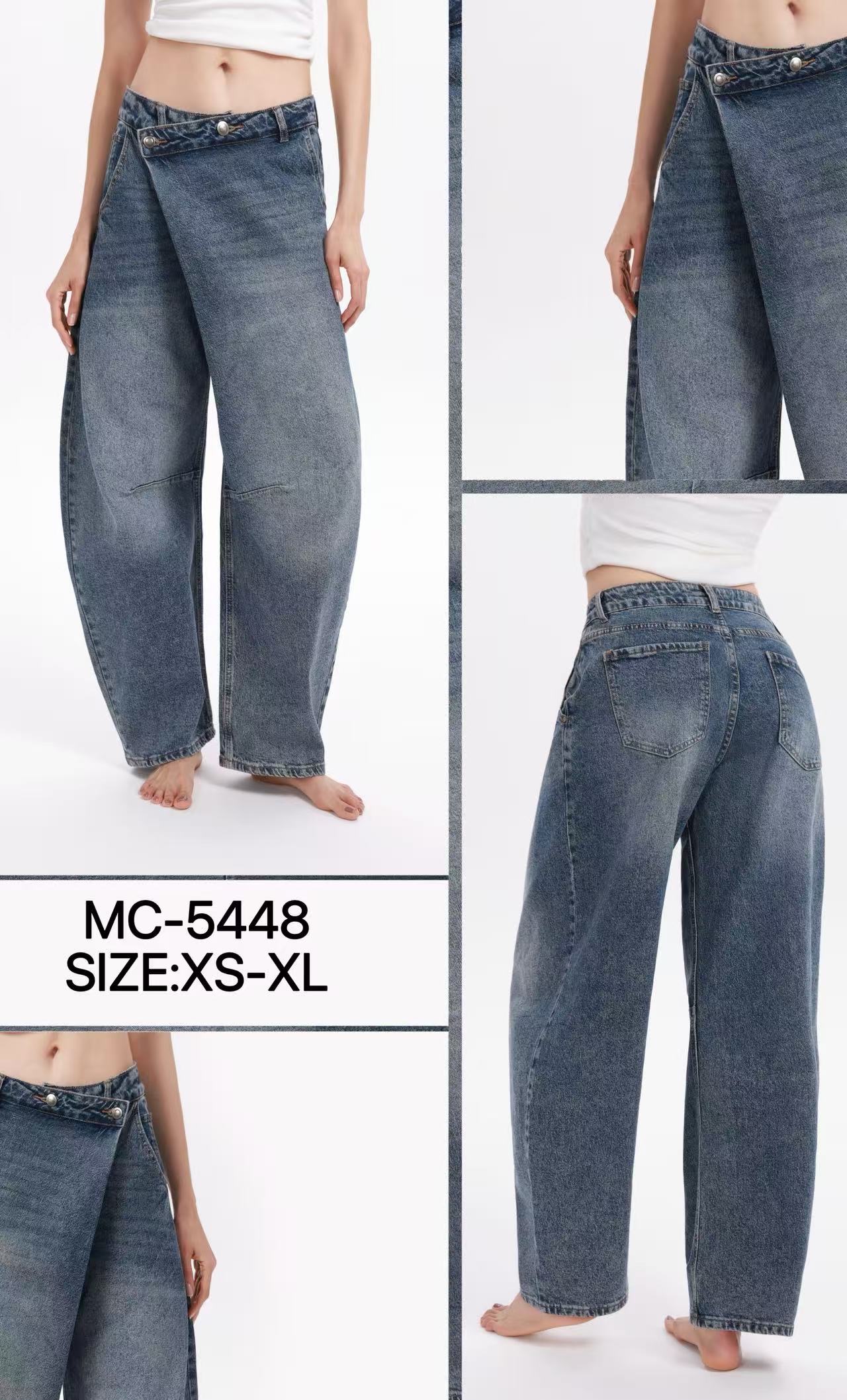 Weite Jeans mit Knopfverschluss
