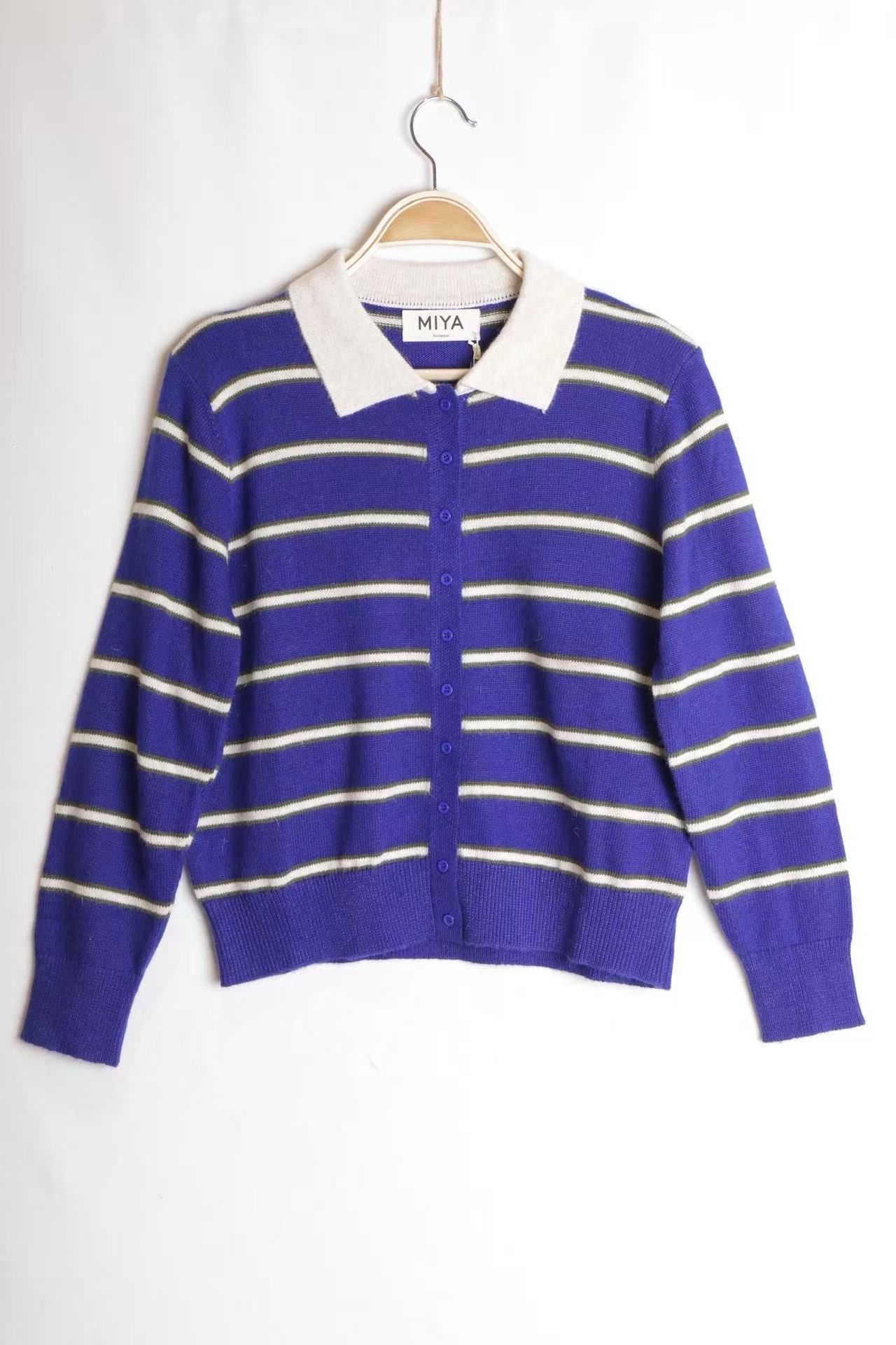 Schlichter Cardigan mit Polokragen
