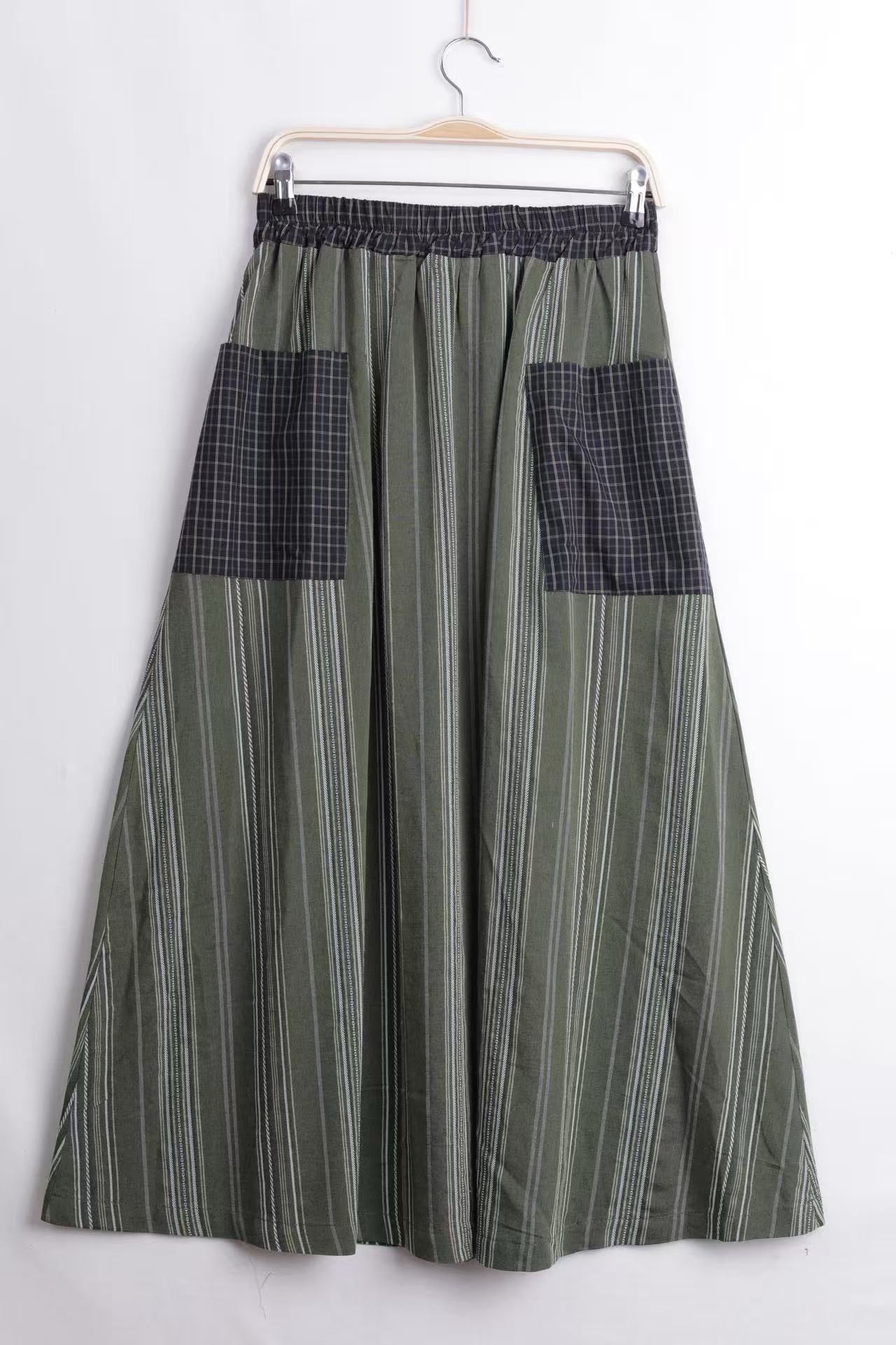 Weite Palazzo-Hose mit Streifen