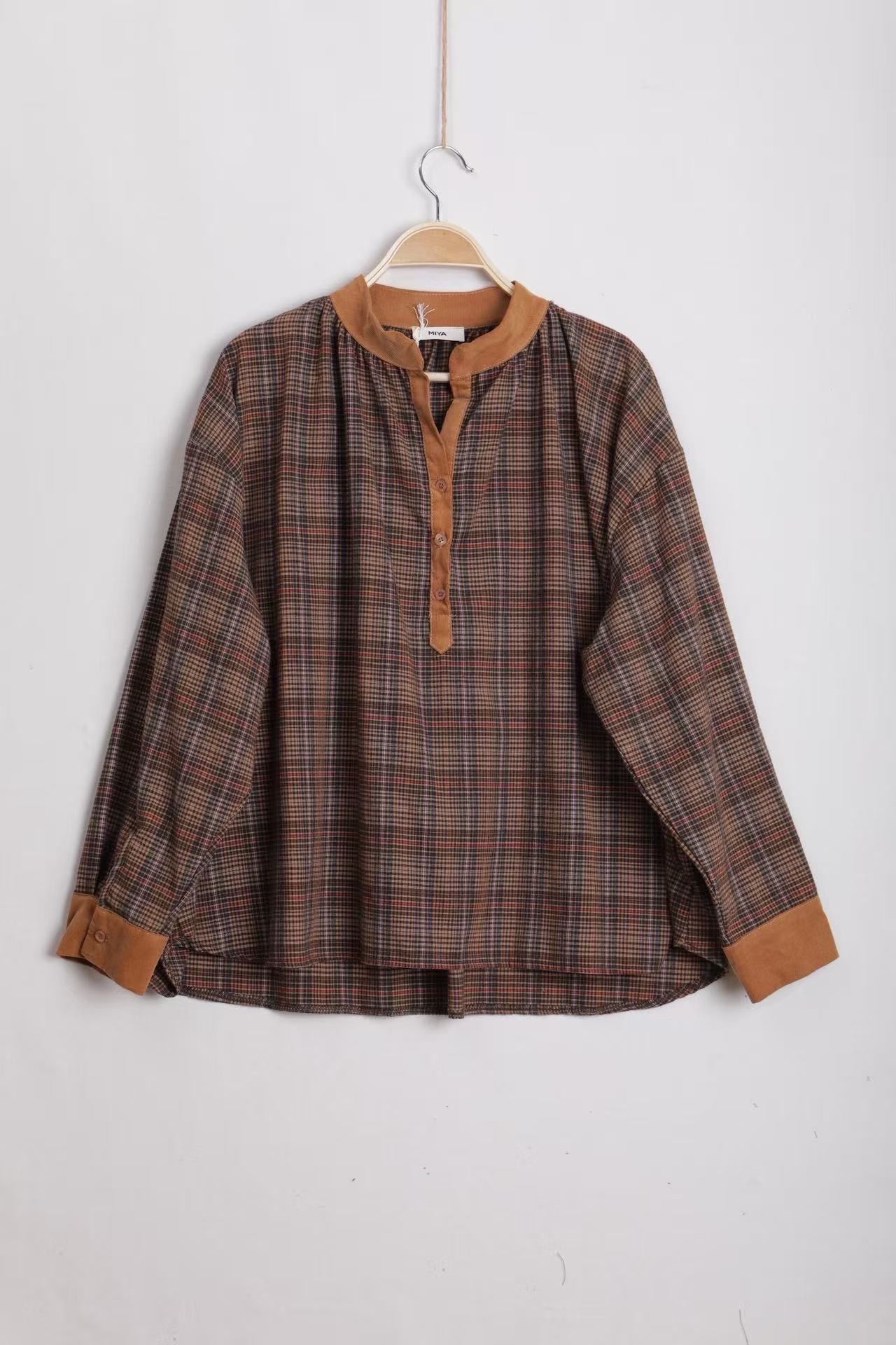 Bluse mit Stehkragen im Karo