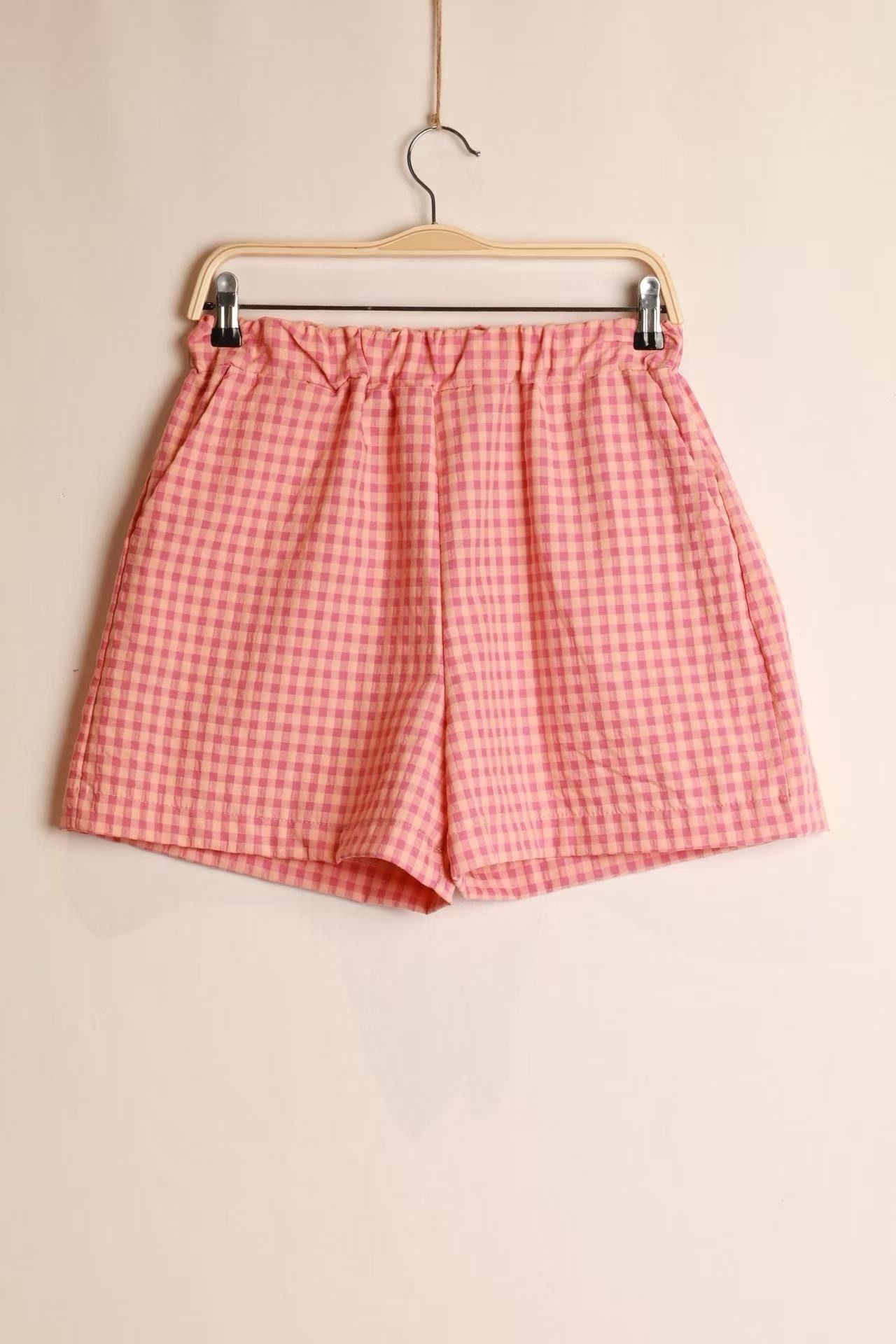 Lockere Baumwollshorts mit Gummibund