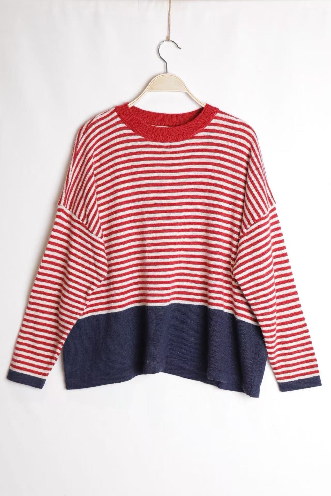 Oversize Pullover mit Color‑Block