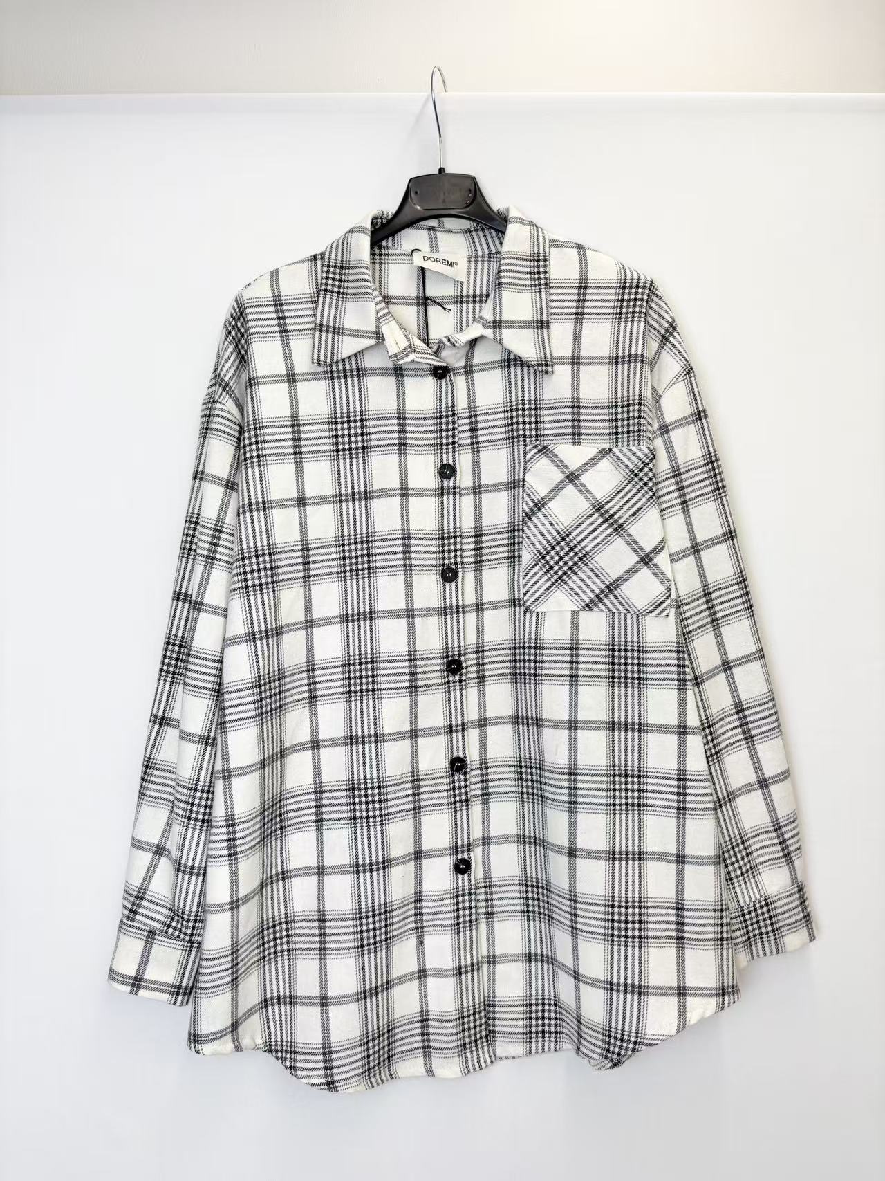Verlängertes Oversize-Hemd mit Karo