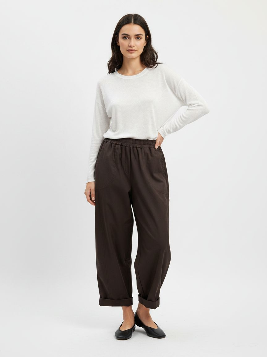 Locker geschnittene 7/8-Hose mit Taschen