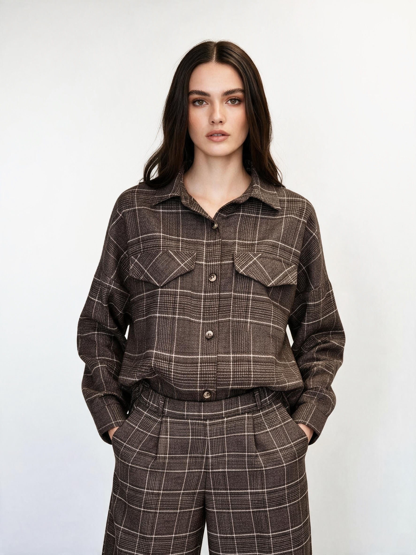 Verlängertes Oversize-Hemd mit Hemdkragen