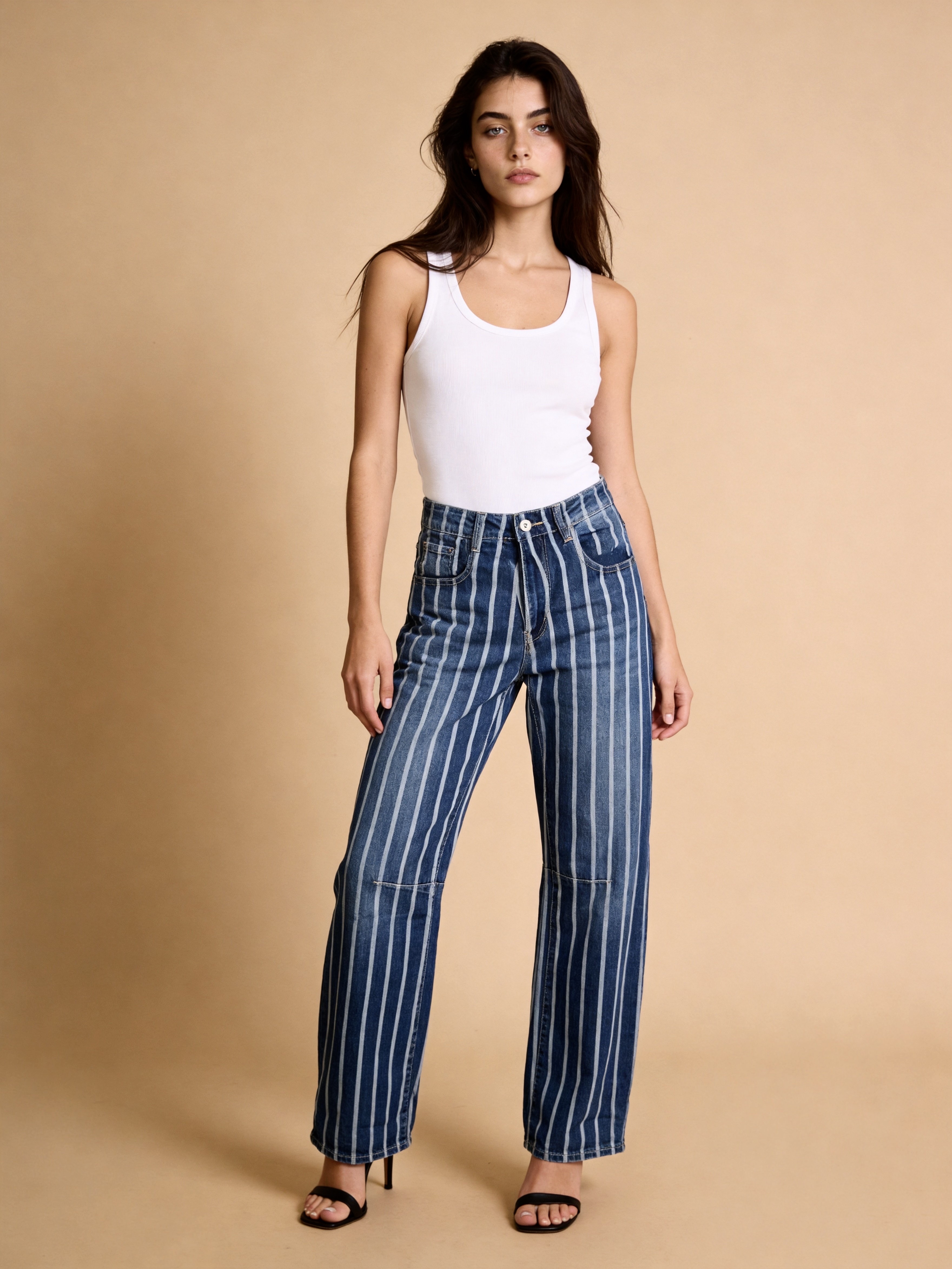 Jeans mit hohem Bund und Streifen