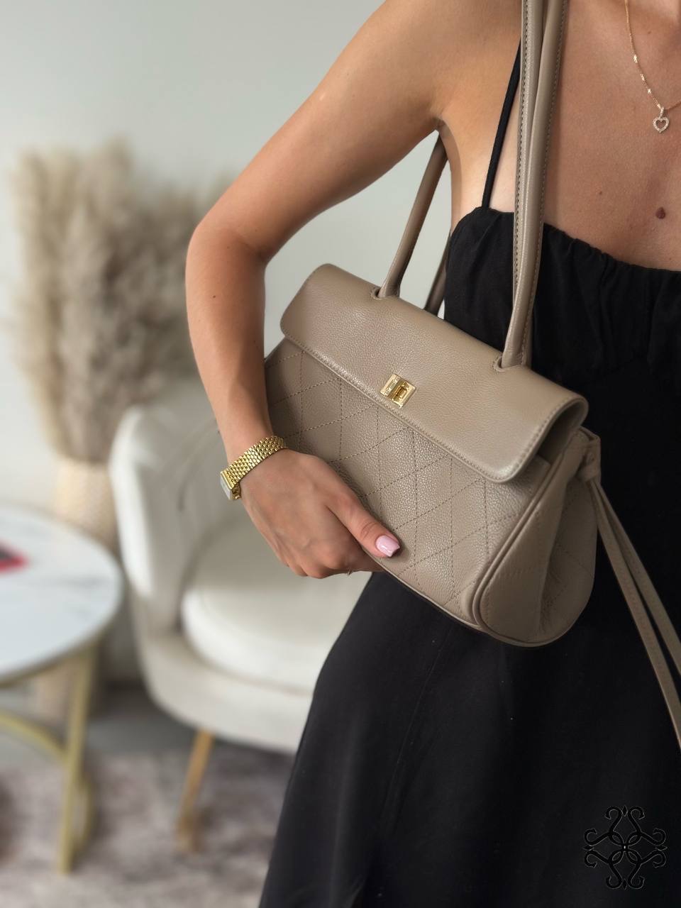 Gesteppte Leder-Tasche mit Klappe