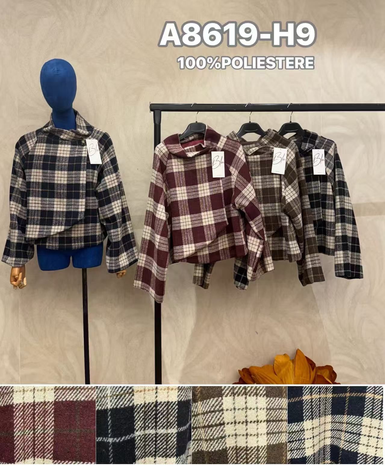 Kurzjacke mit Stehkragen und Karomuster