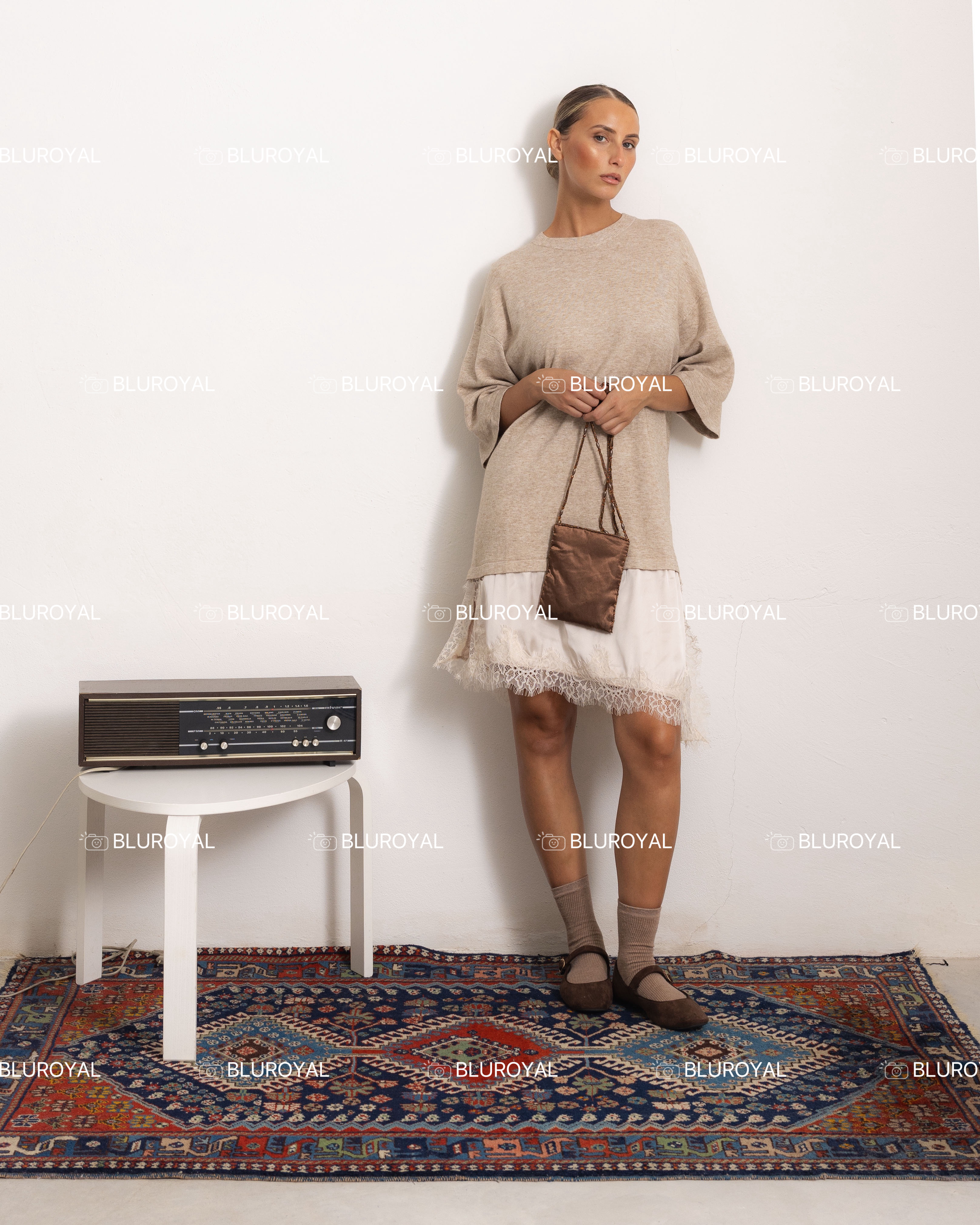 Trapezkleid mit Spitzenbesatz