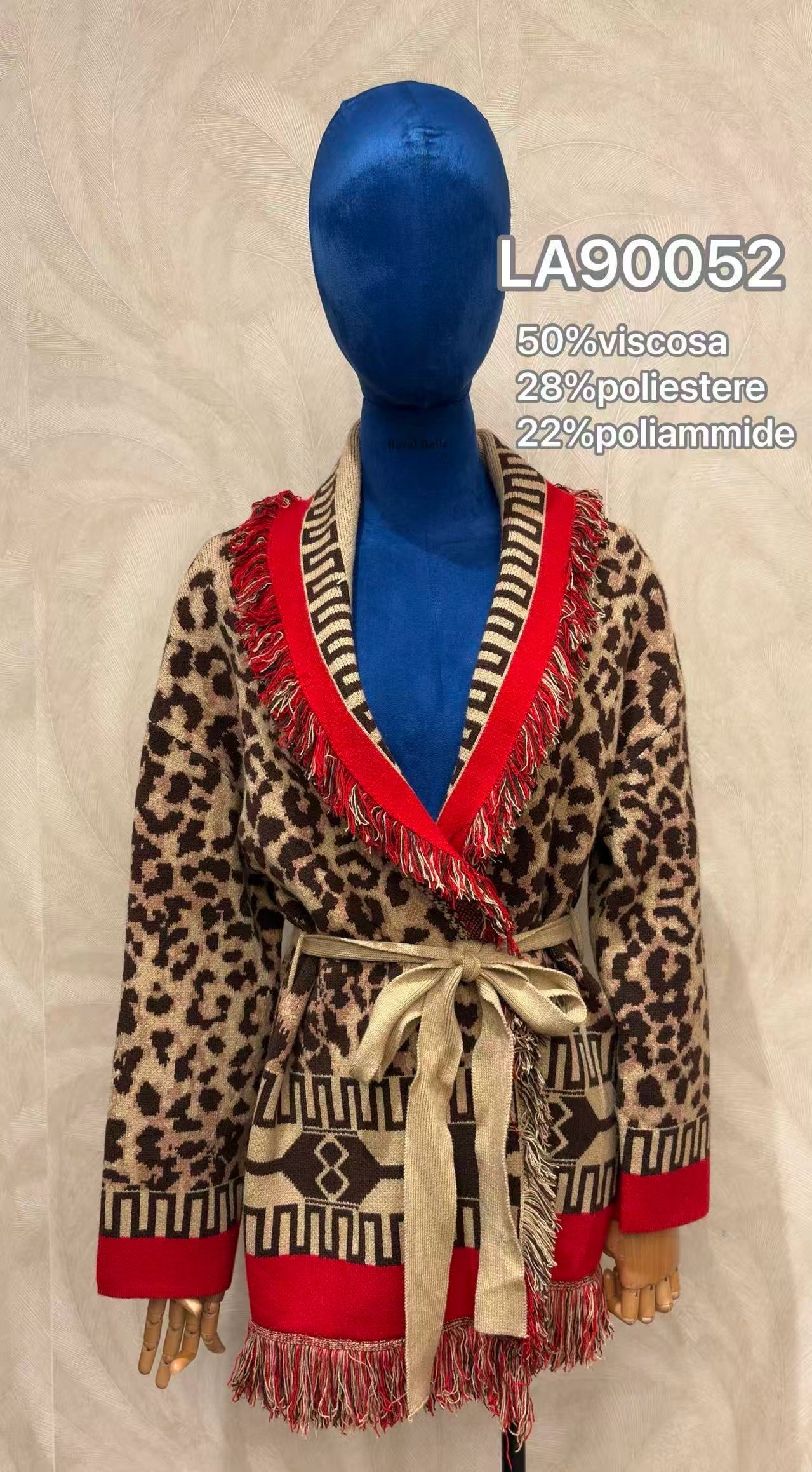 Langer Wickelstrickcardigan