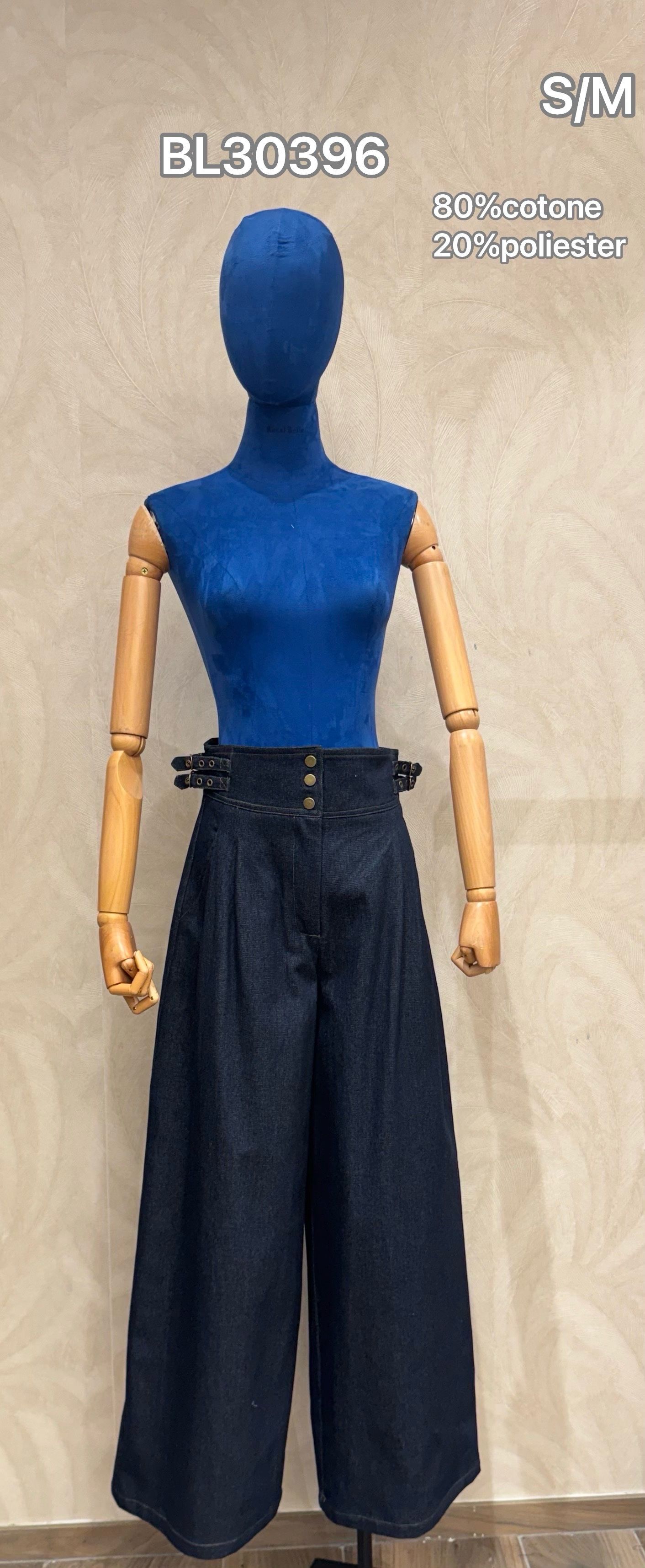 Wide‑Leg Hose mit Knöpfen