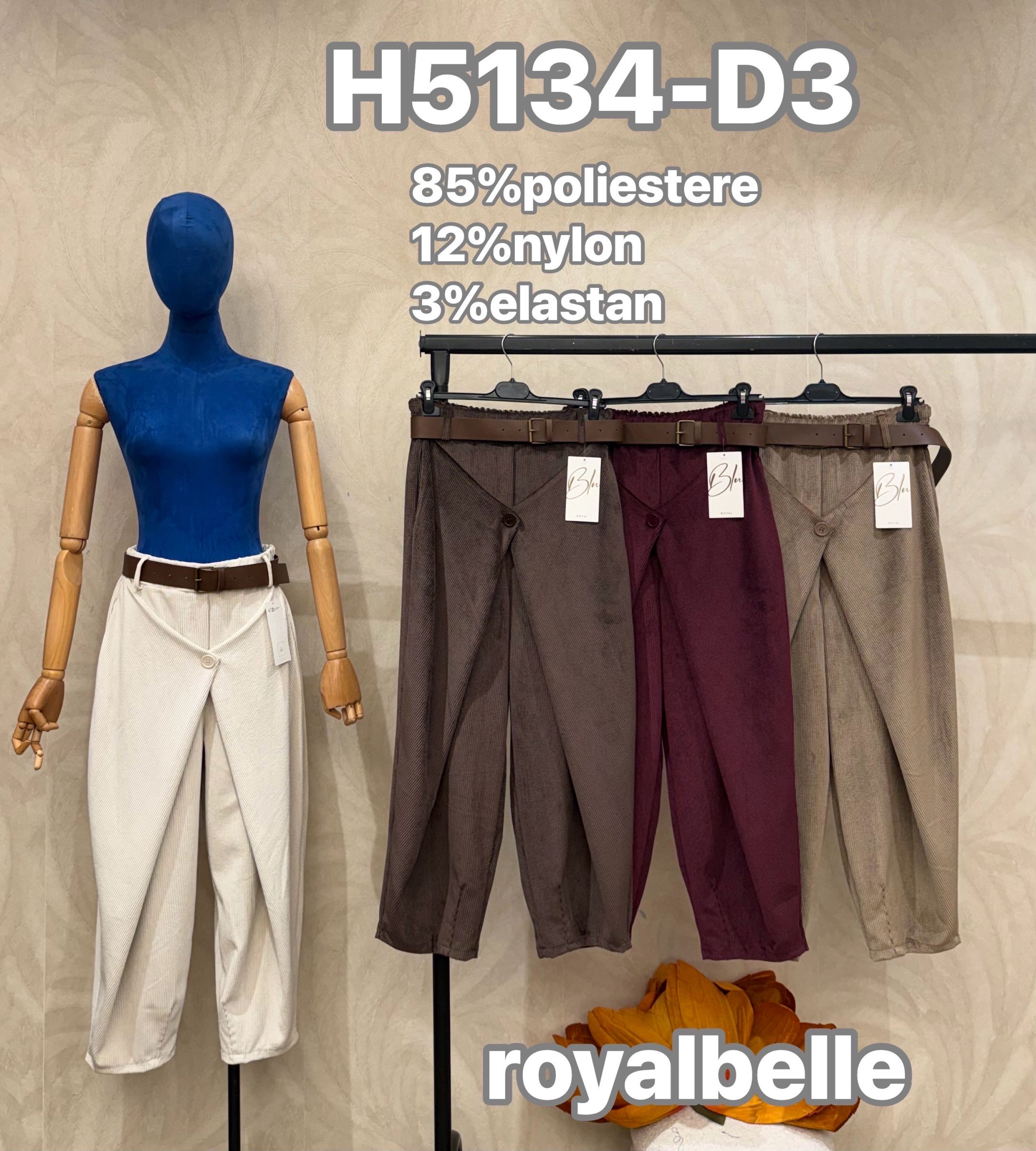 Hose mit geradem Schnitt und Gürtel