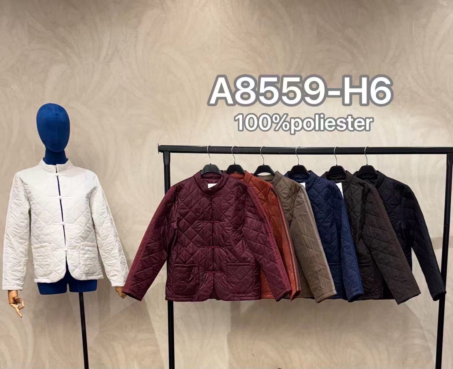 Gesteppte Jacke mit Stehkragen