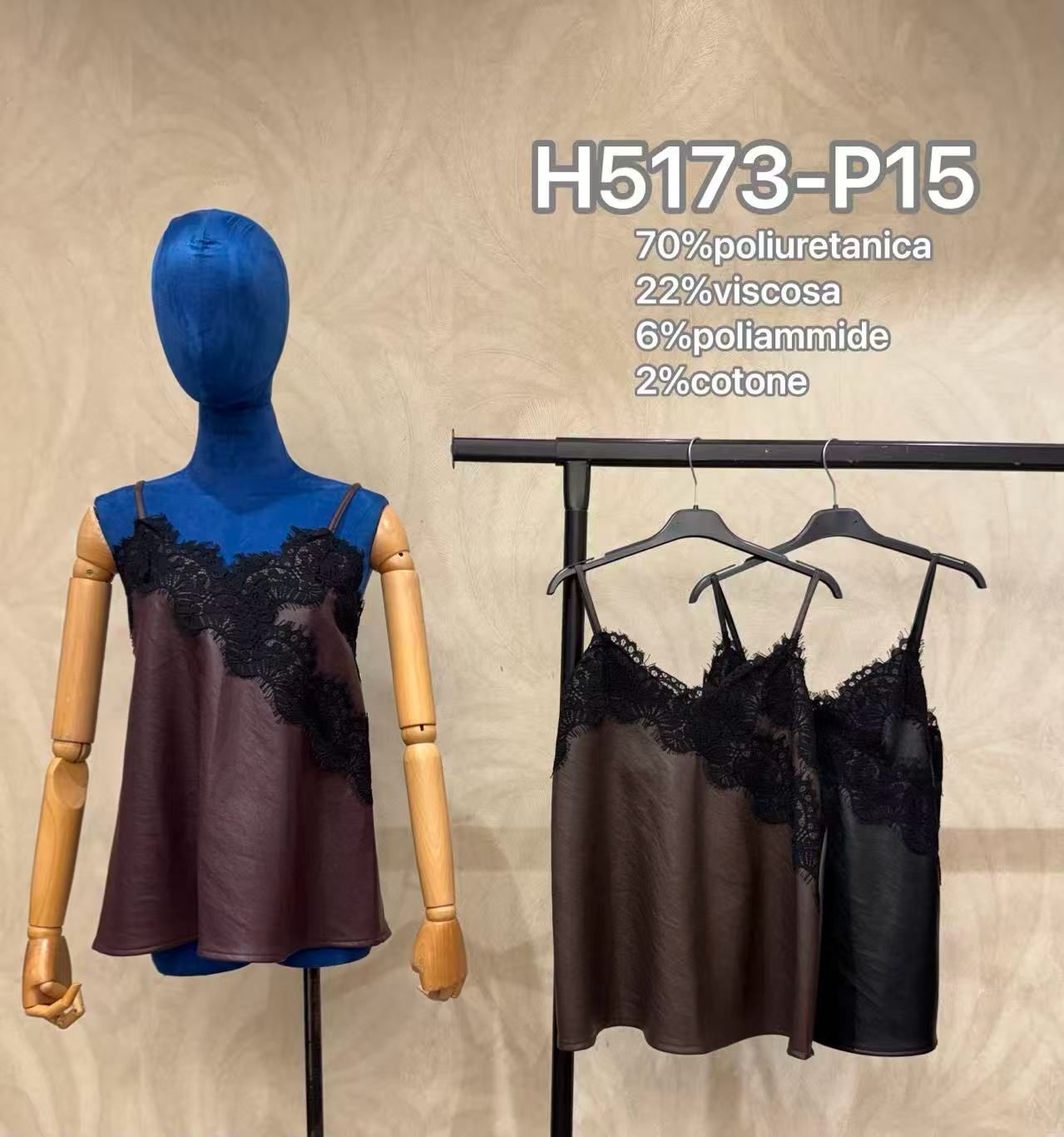 Satin-Top mit Spitzenbesatz