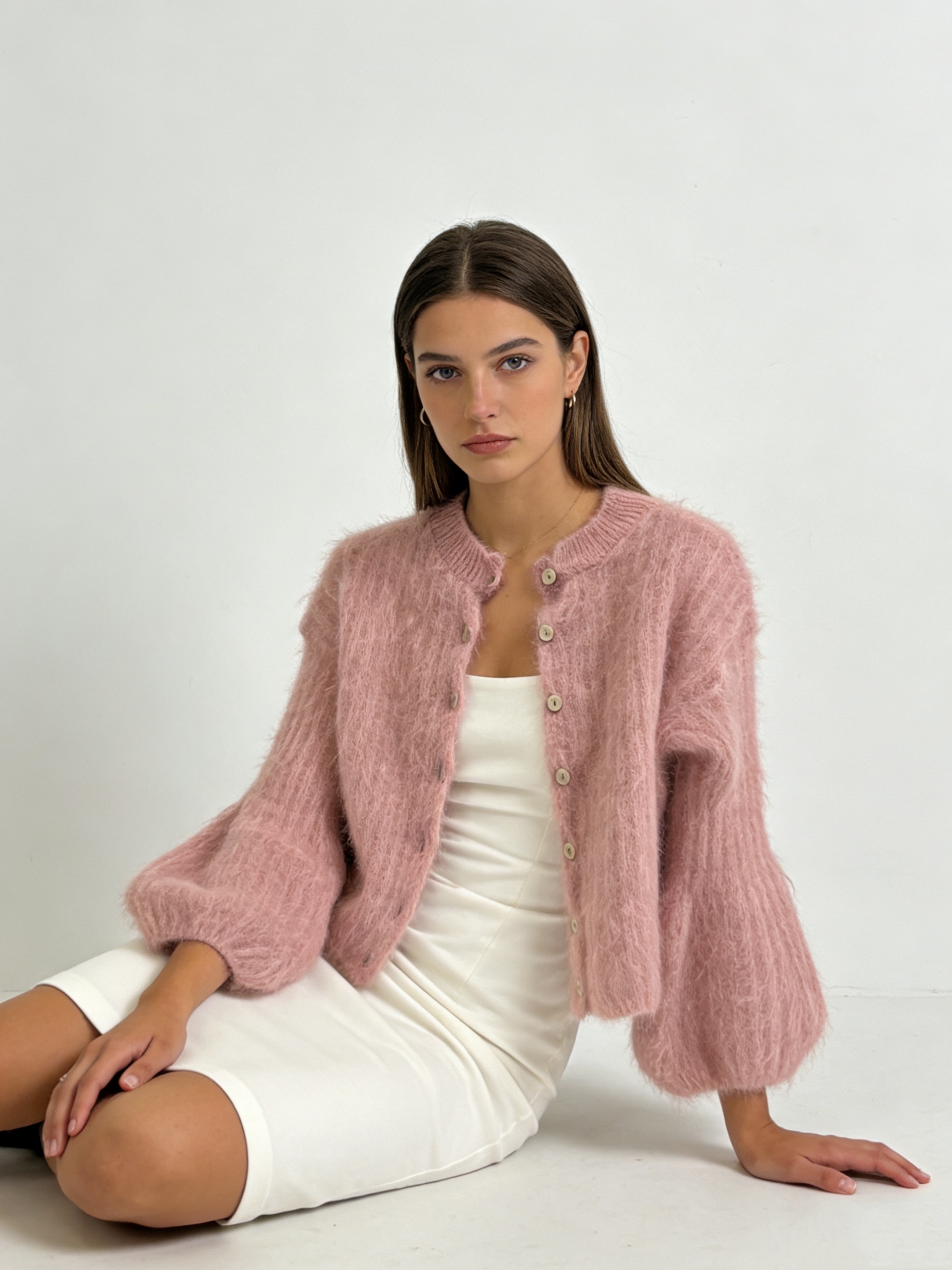 Flauschiger Cardigan mit Puffärmeln