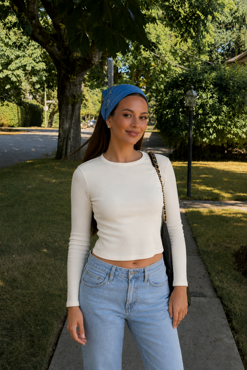 Figurnahes Cropped-Top