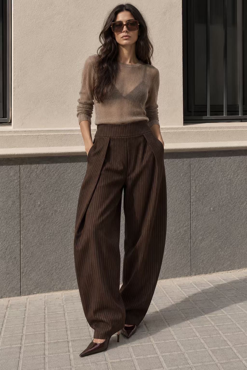 Weite Hosen mit Falten