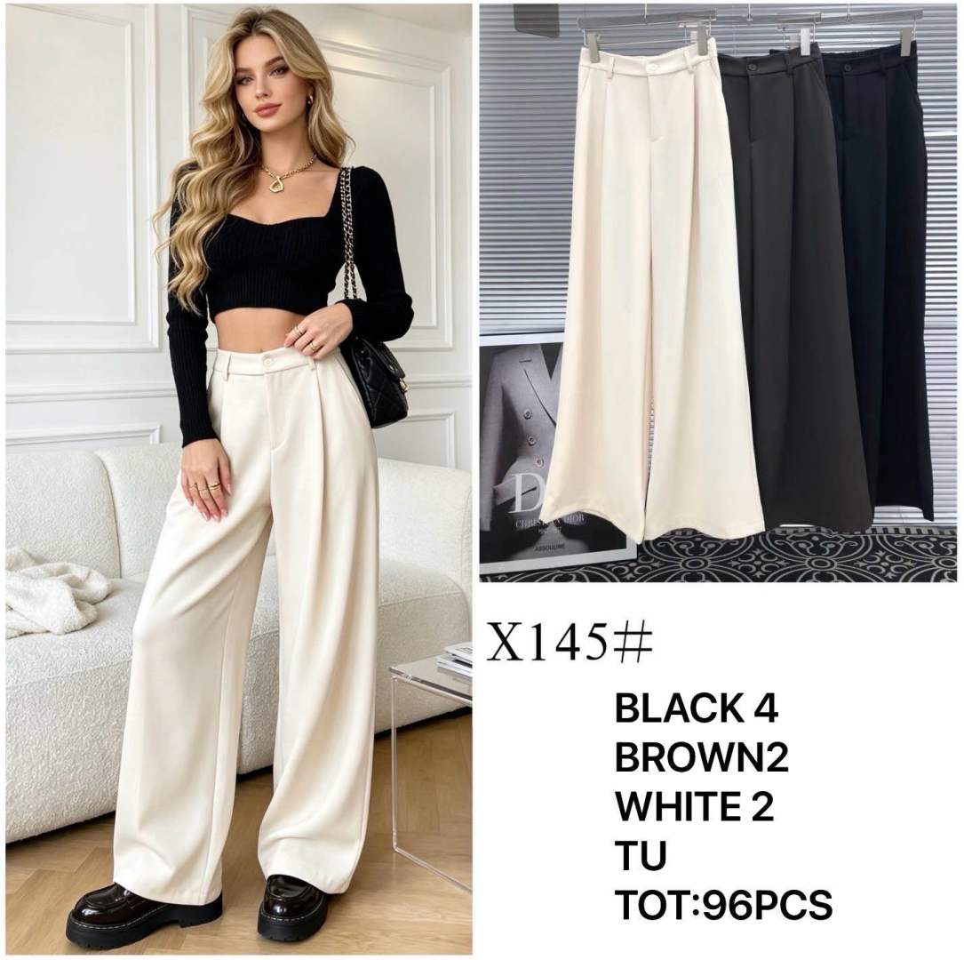 Weite Hosen mit Falten