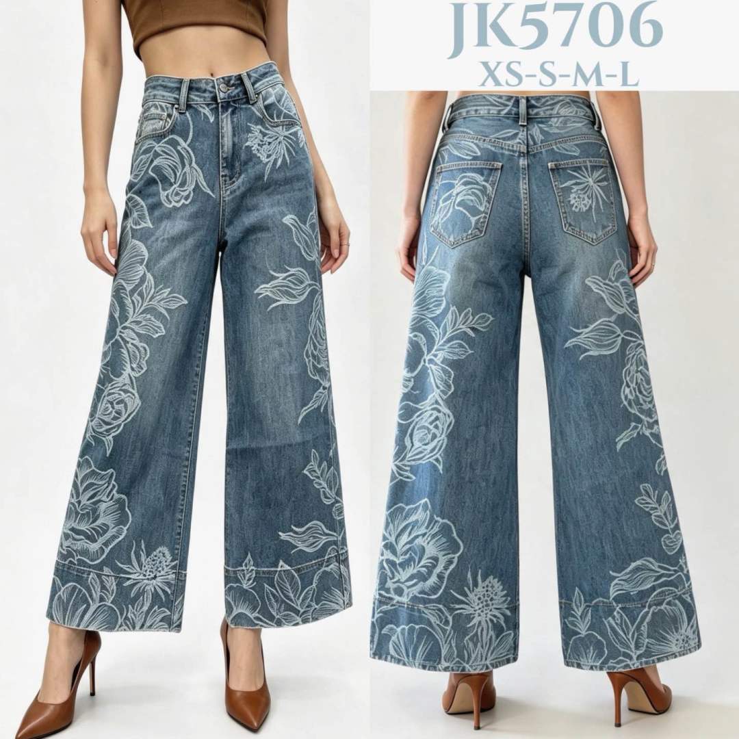 Jeans mit Blumenprint