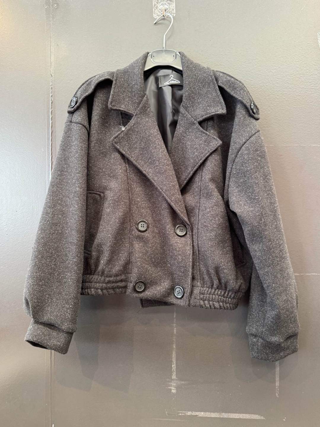 Kurze Zweireiher-Jacke