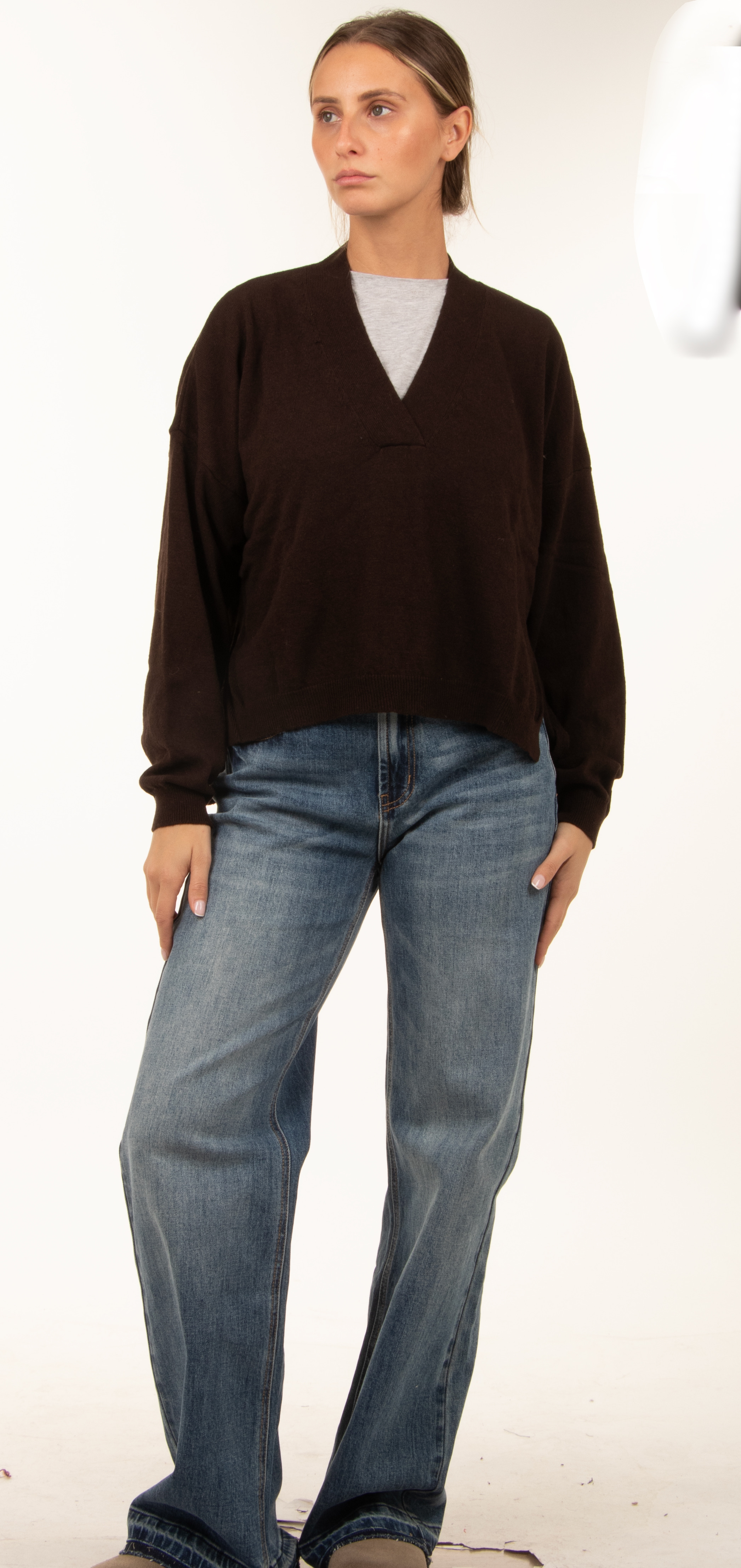 Oversize Pullover mit V‑Ausschnitt