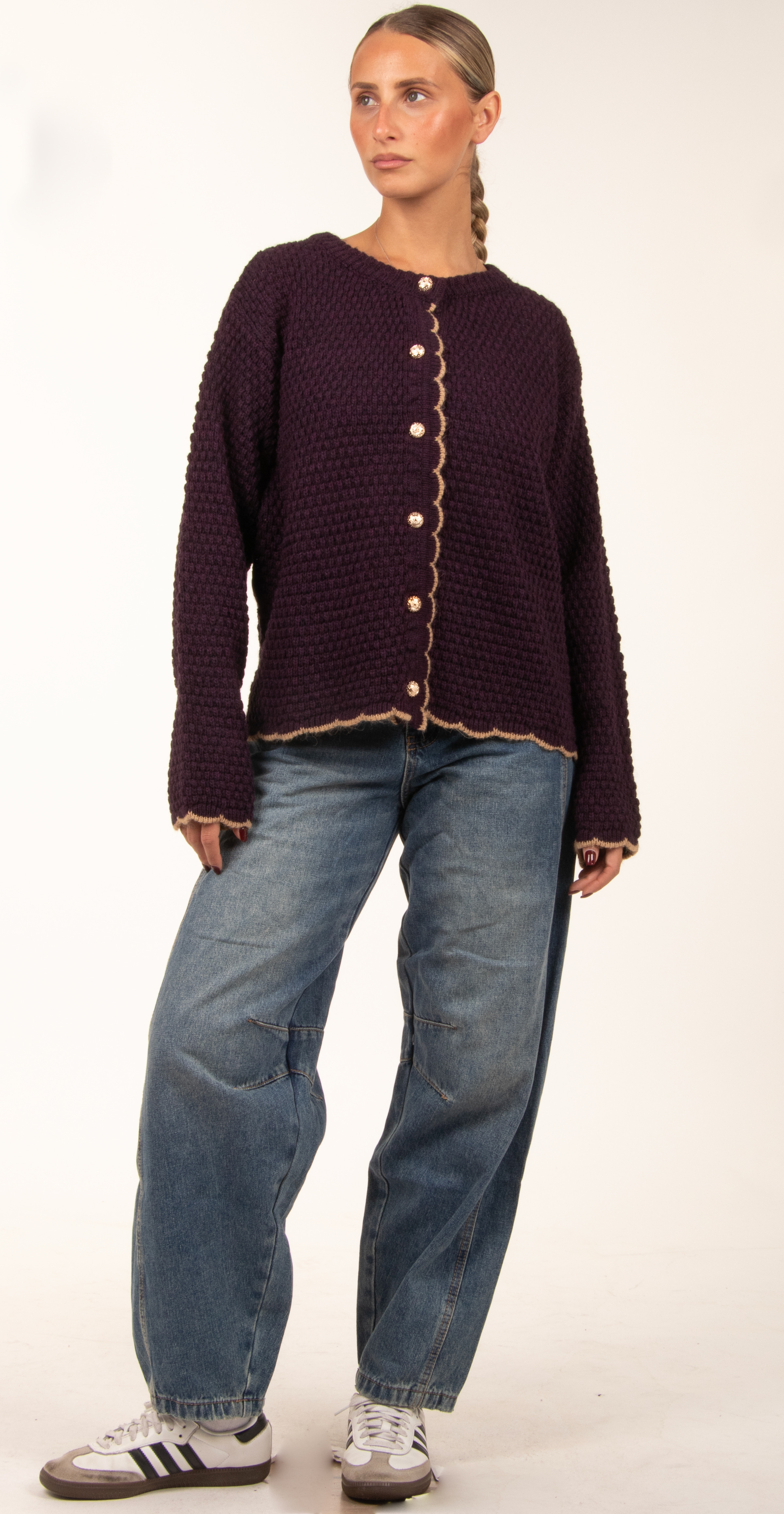 Cardigan mit Zierknöpfen