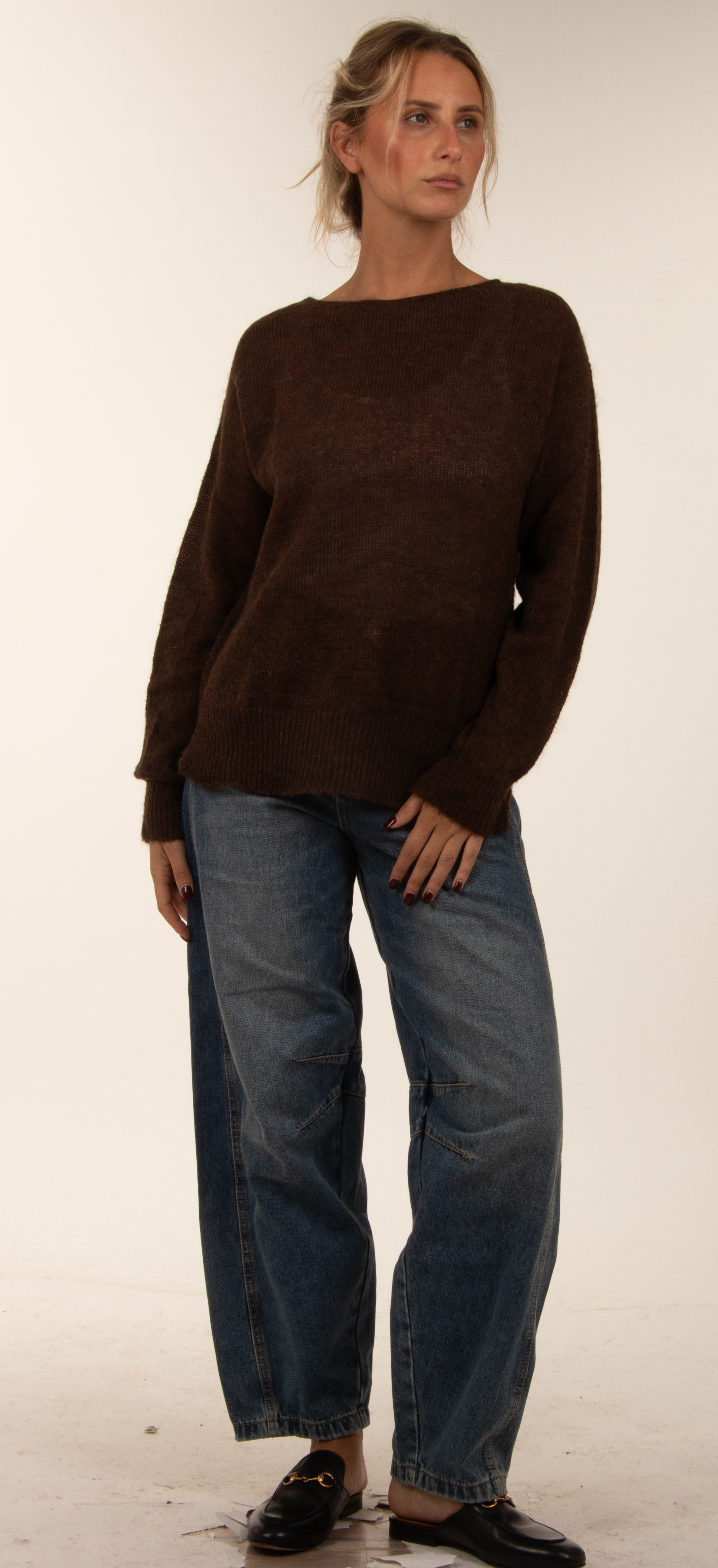 Lässiger Pullover mit U-Boot-Ausschnitt