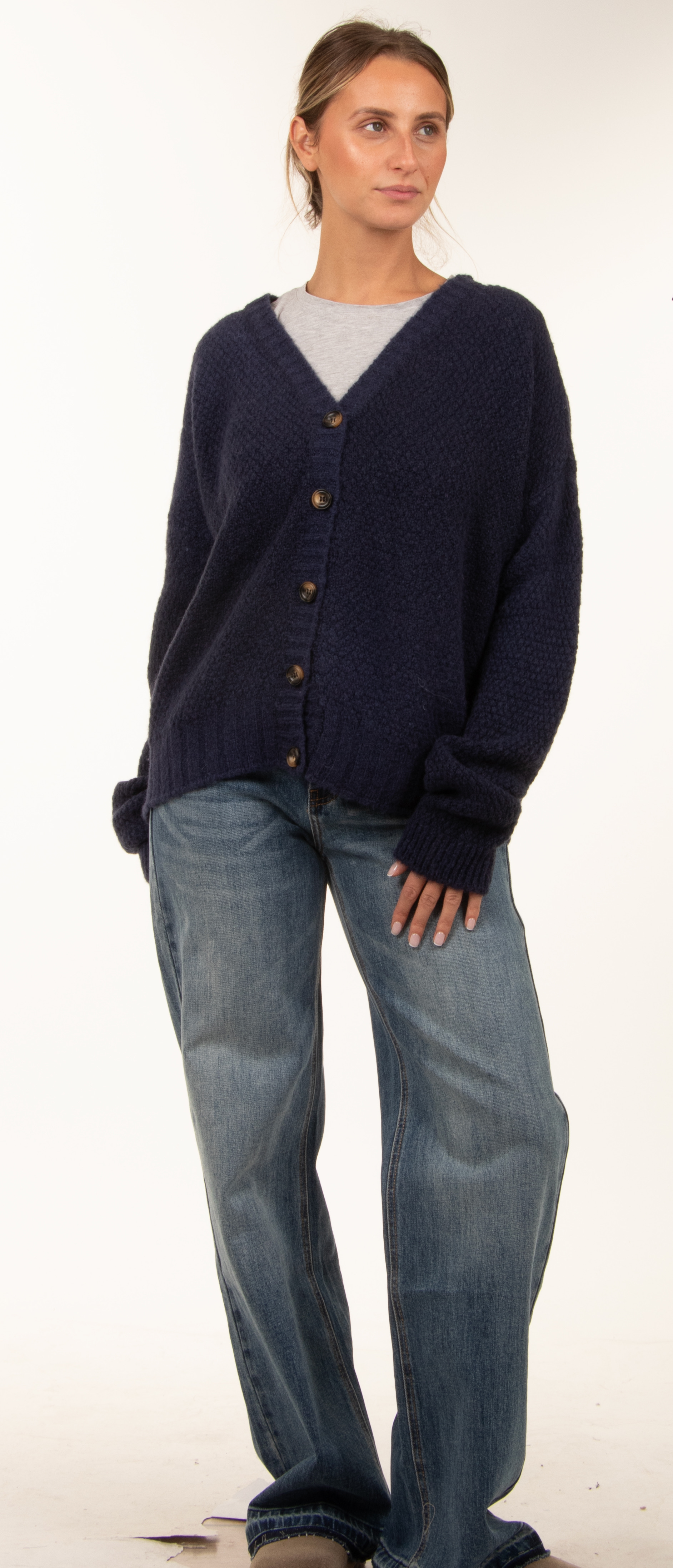 Lockerer Cardigan mit V‑Ausschnitt