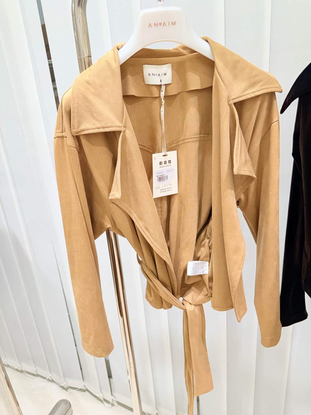 Übergangsjacke mit Taillengürtel