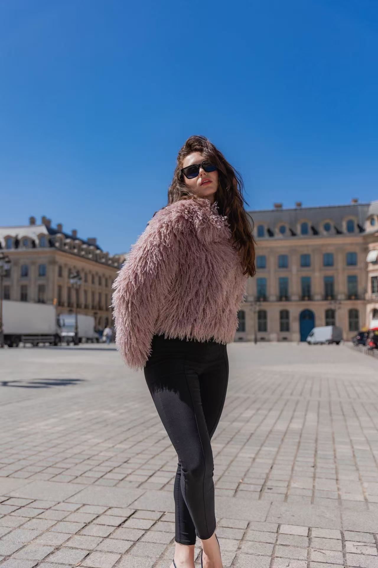 Kurze flauschige Jacke