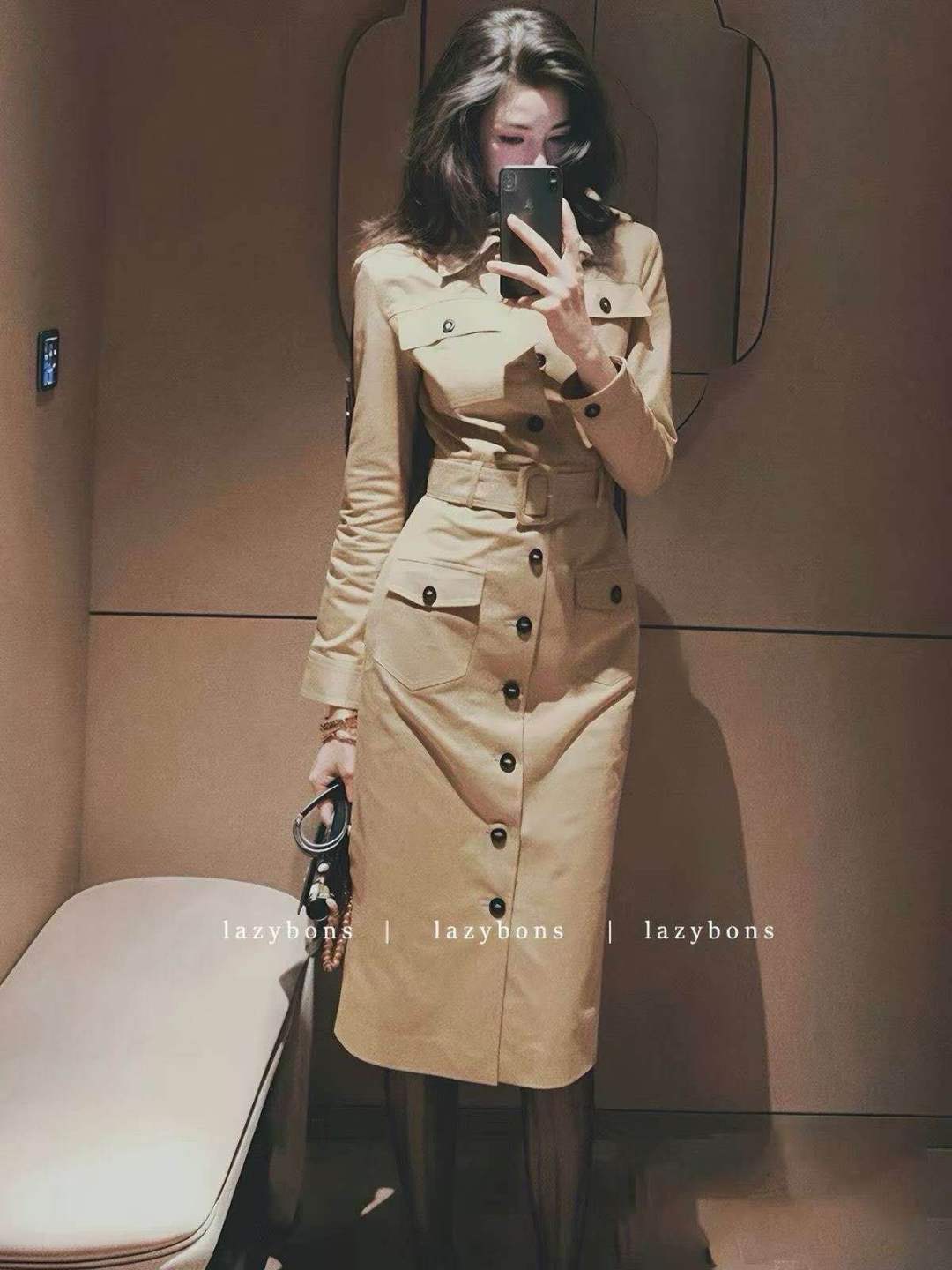 Figurnahes Midi-Hemdkleid