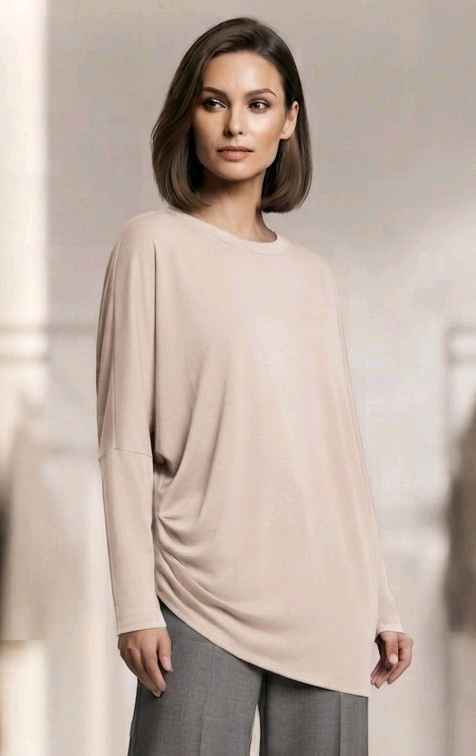 Oversize-Bluse mit asymmetrischem Saum