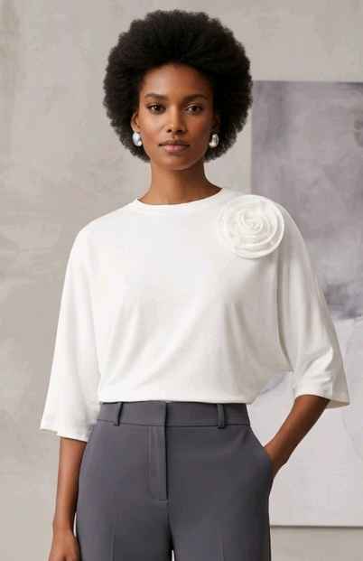 Lockere Bluse mit Schleife