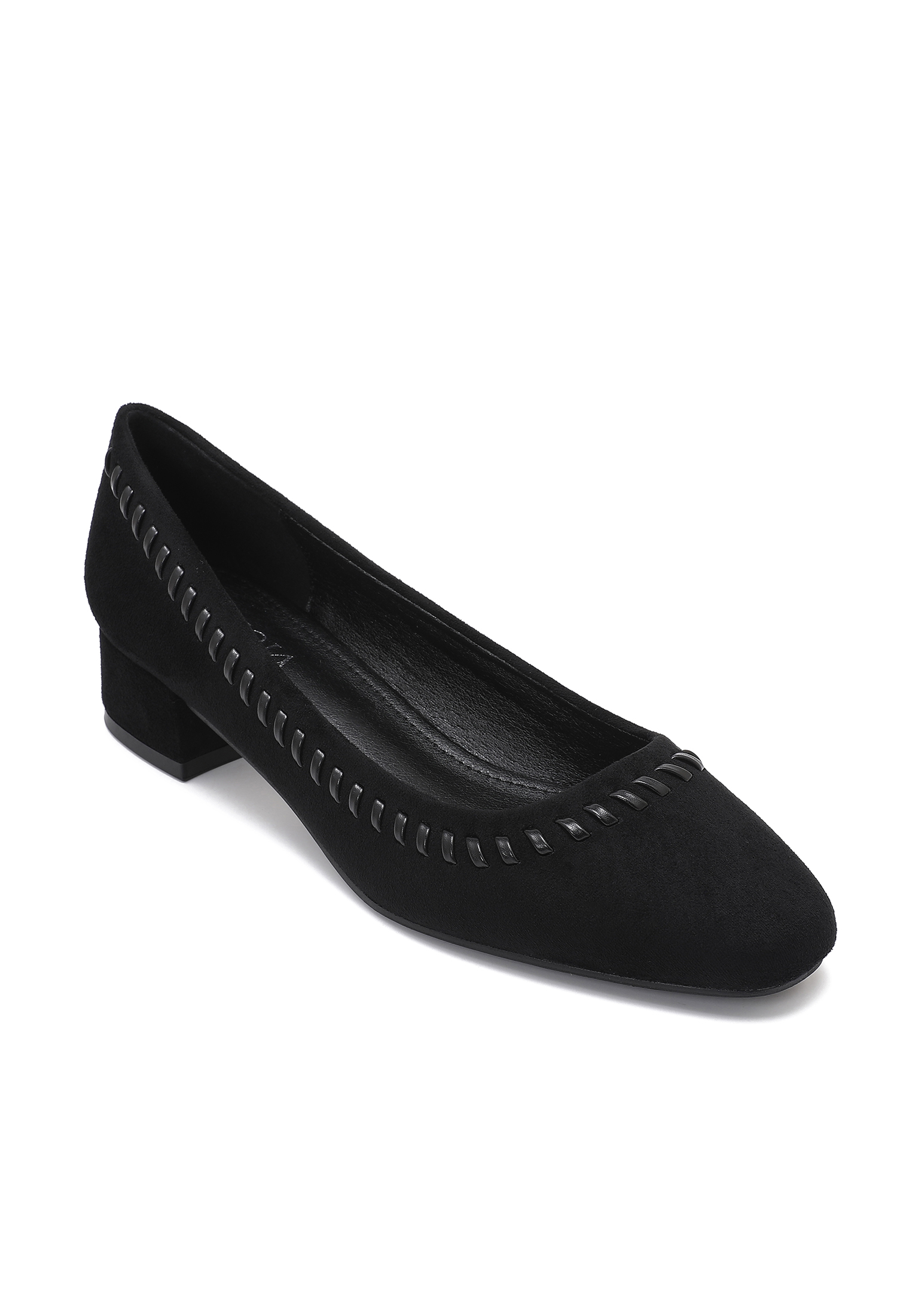 Klassische Pumps mit Flechtdetail