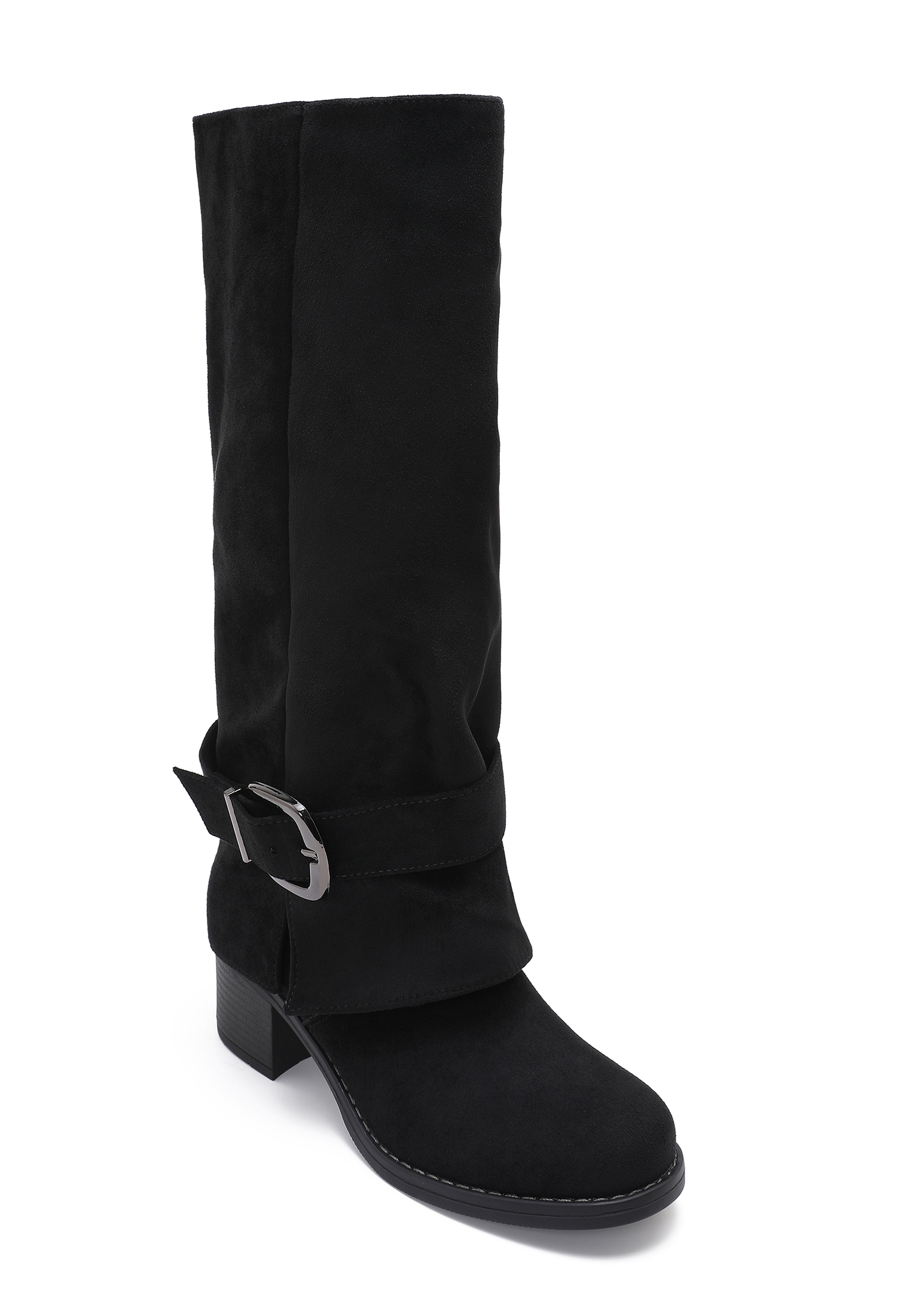 Stiefel mit dekorativen Knöpfen