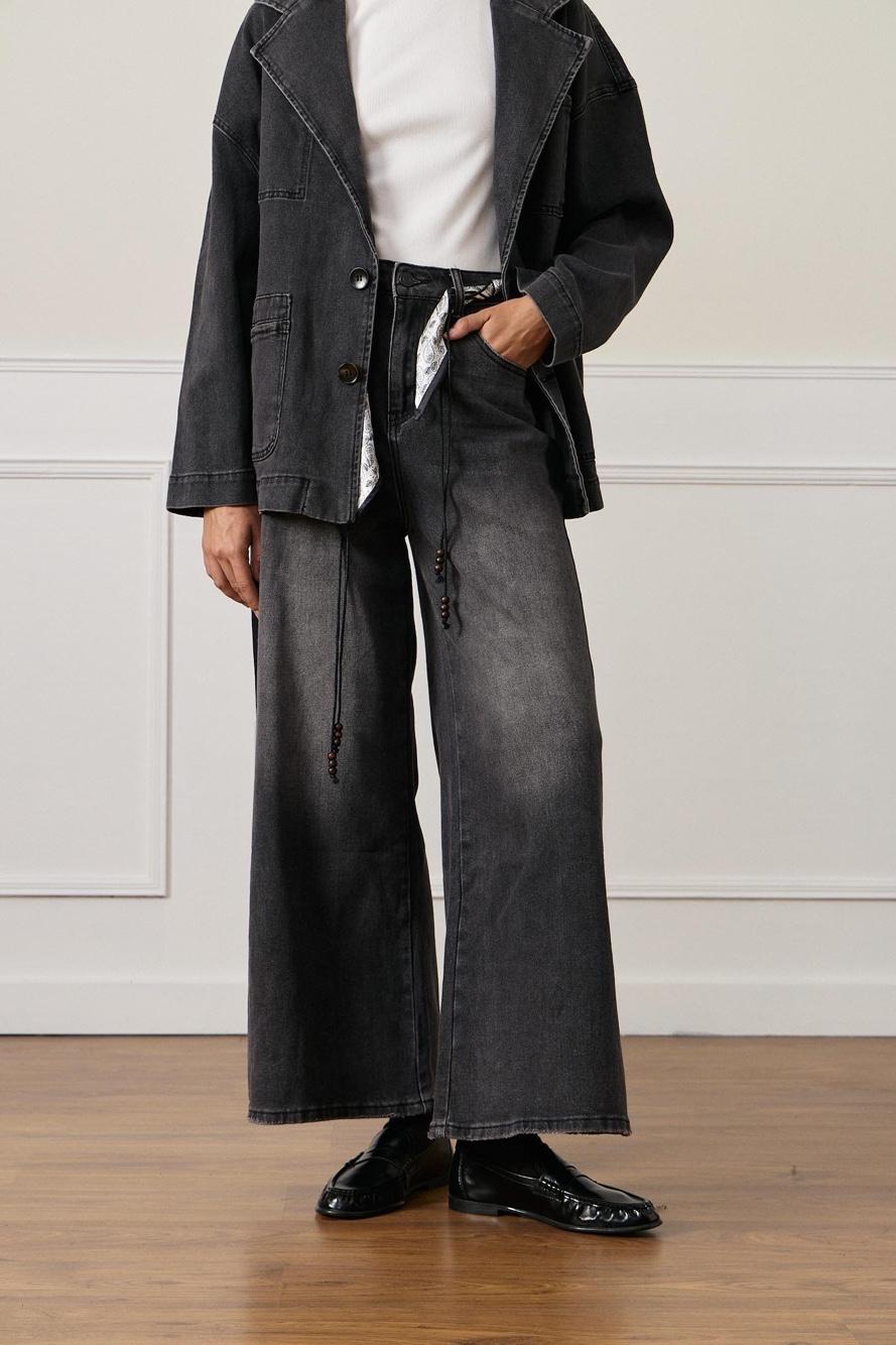 Weite Jeans mit hoher Taille
