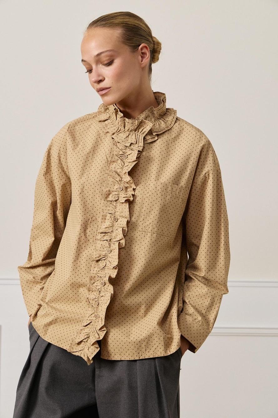 Bluse mit Rüsche und Stehkragen