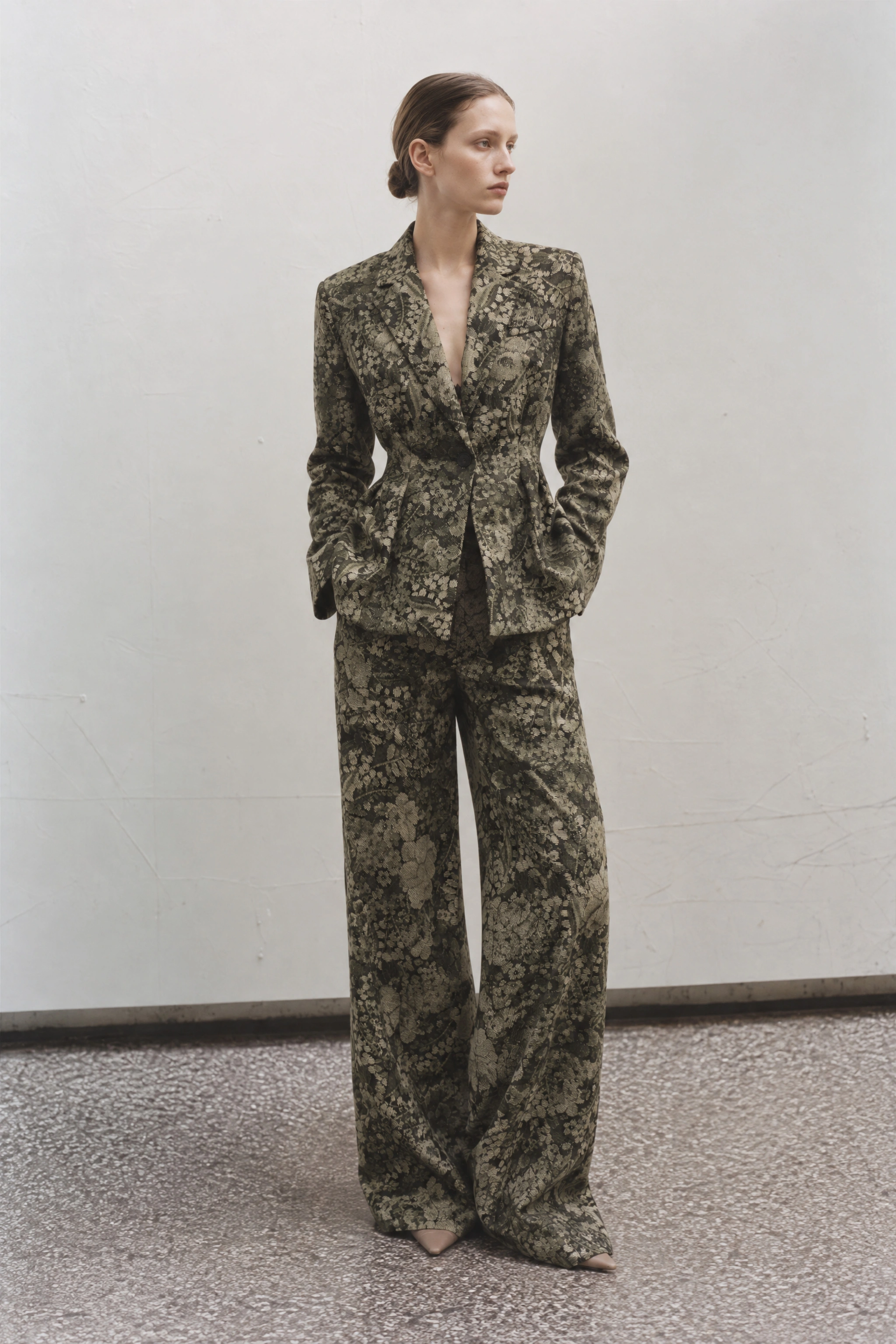 Taillierter Blazer mit Kragen