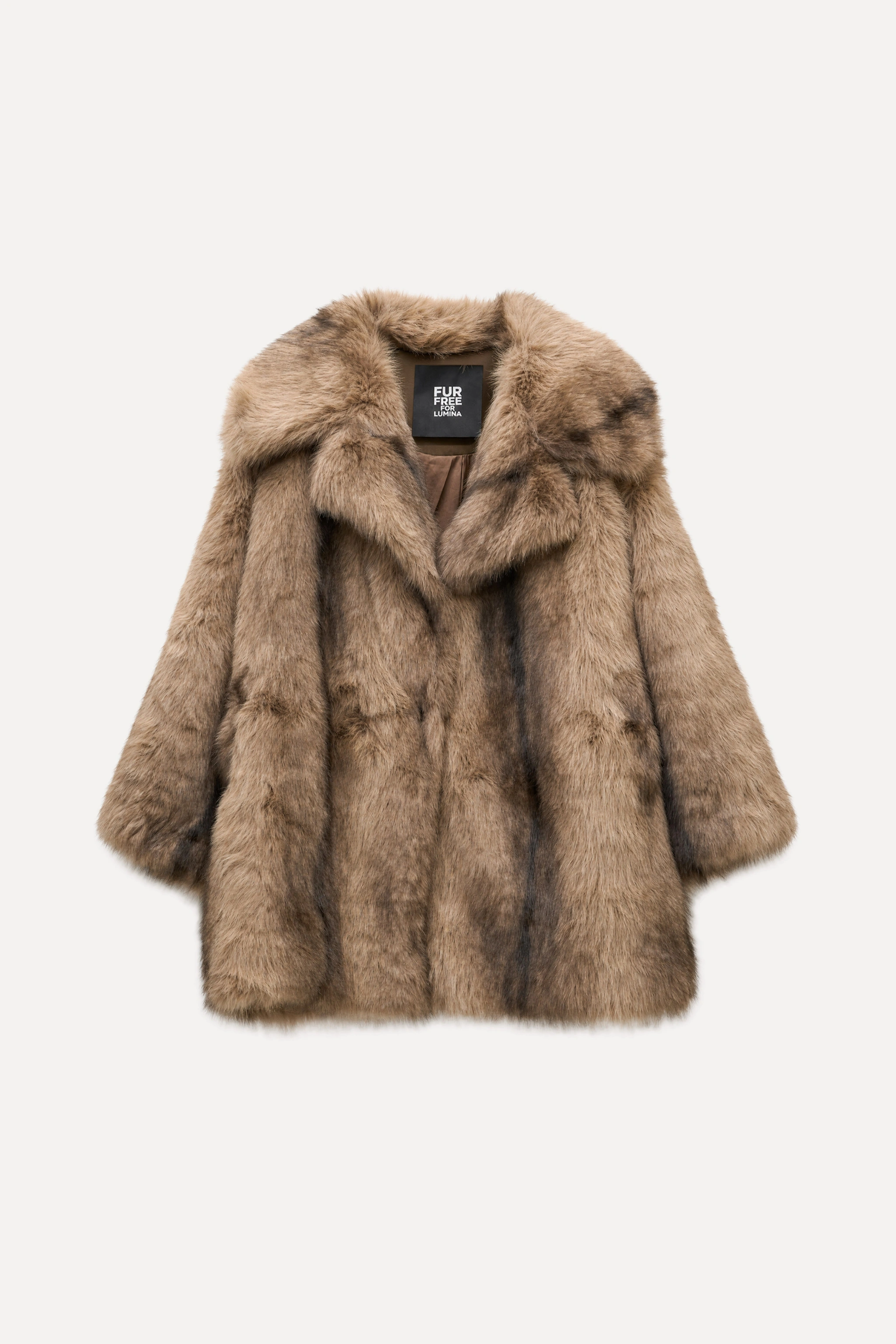 Langer Mantel mit breiten Revers