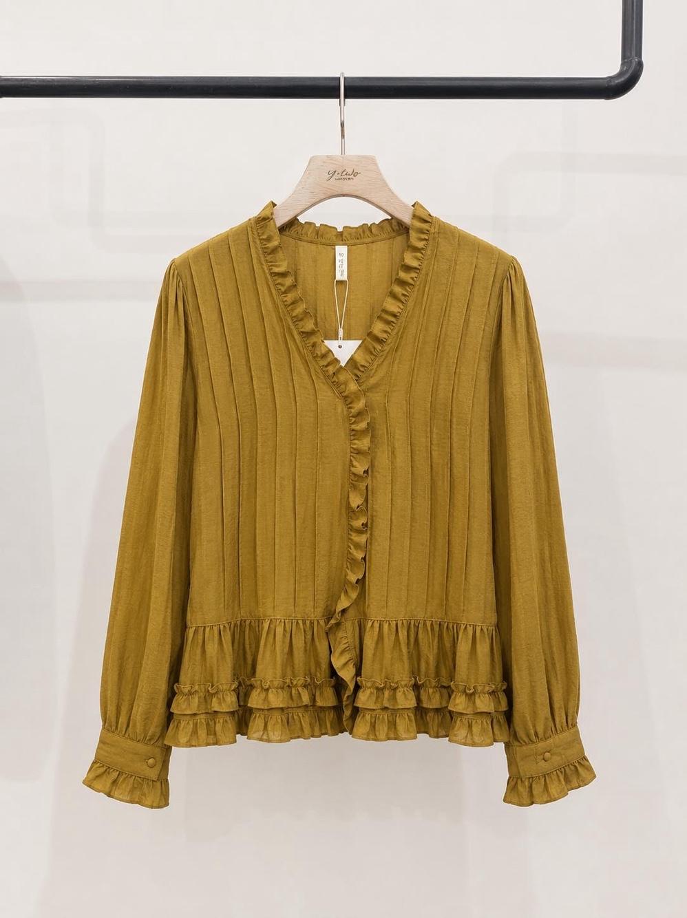 Bluse mit Volants