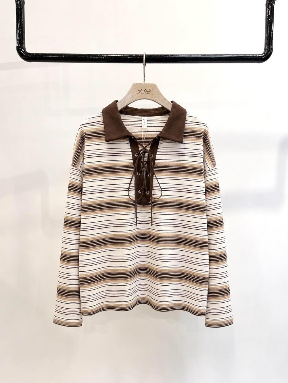 Bluse mit Kragen und Bindeband